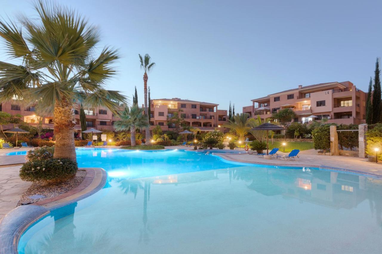 Resitour - Aphrodite Gardens Paphos Exterior foto